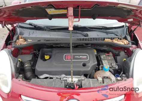 2015 Fiat 500L Trekking из США, поврежденный, VIN ZFBCFADH3FZ030392